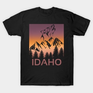 Idaho Sunset Wolf Howling at The Moon Trees and Mountains T-Shirt